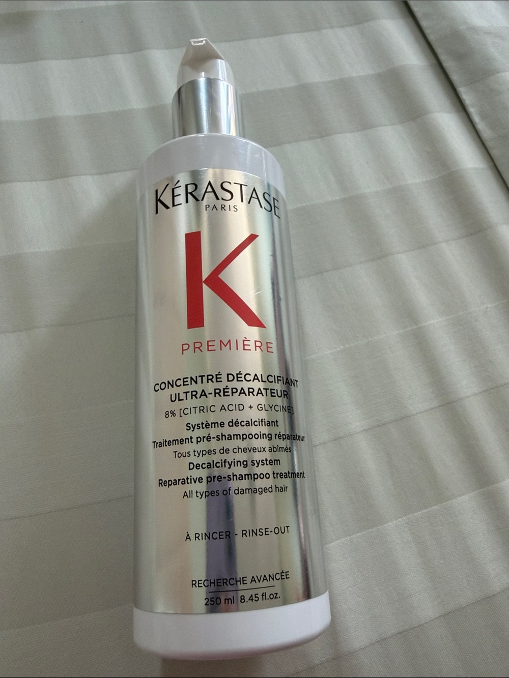 Kerastase Premiere Decalcifying Pre-Shampoo Treatment - Silver & Red